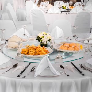 24 In Glass Lazy Susan Turntable, Tempered Glass Dining Table Centerpiece With 6 Rotating Wheels, 360° Smooth And Silent Spin Tabletop Rotating Tray, For Family Gatherings, Banquets & Weddings